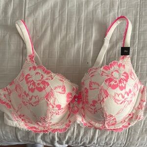 Floral Lace Bra in Pink and Cream